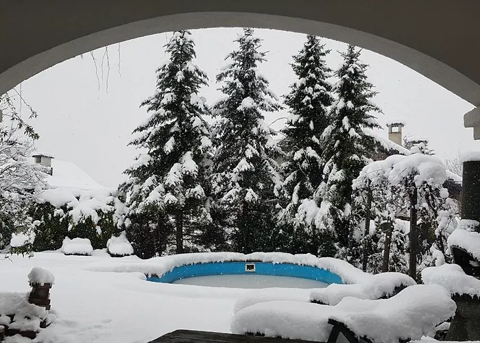 Adax With Huge Garden, Swimming Pool And Bbq Ostanak kod kuće *